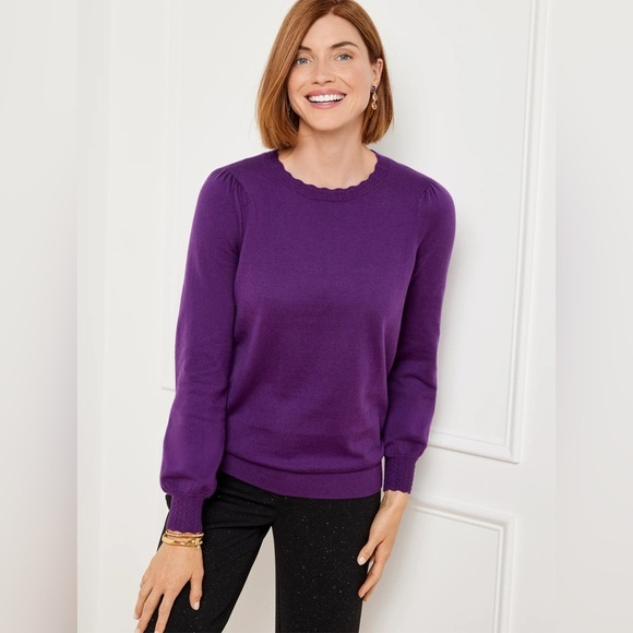 Talbots Sweaters - Talbots SCALLOP TRIM PULLOVER SWEATER